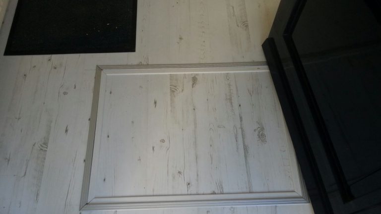 Resultaat van het project Solido Miami Pine laminaat + leggen